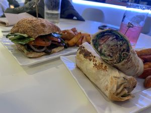   at La Huella Vegana - ES Visuals in Andorra La Vella