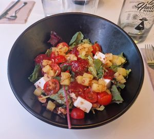  at La Huella Vegana - ES Visuals in Andorra La Vella