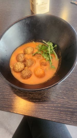  at La Huella Vegana - ES Visuals in Andorra La Vella