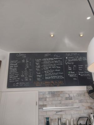 Menu at ÖXL Café in Wismar