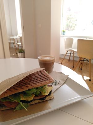  at ÖXL Café in Wismar