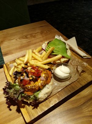 Mexican burger at Avocado Cafe - Tverskaja in Moscow