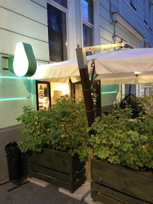 Outside terras at Avocado Cafe - Tverskaja in Moscow