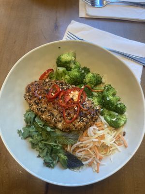 Far east bowl  at Veggie Grill by Next Level - Santana Row in San Jose