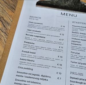  at Masha Vegeteria in Jelsa