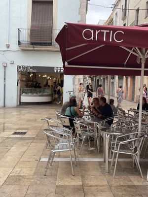 Terrace  at Artic Gelat Artesà in Vilanova I La Geltru