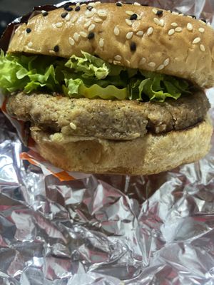 Huge Hamburguesa Vegana Whoplanty 🌱🍔  at Sugar Planty in Mexico City