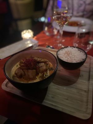 No chicken curry  at Queenz Cabaret in Sitges