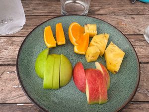 Früchte  at Hermit's Restaurant in Dhigurah