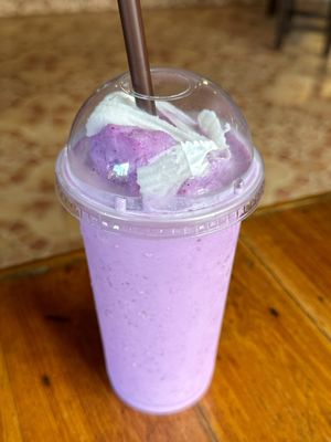 Coconut milk smoothie with purple potato (45 THB) at Kinphak Cafe  in Chiang Mai