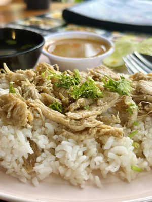  Vegan chicken rice (60 THB) at Kinphak Cafe  in Chiang Mai