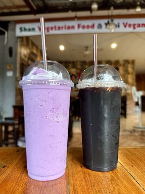 Coconut taro smoothie & coconut juice coffee at Kinphak Cafe  in Chiang Mai