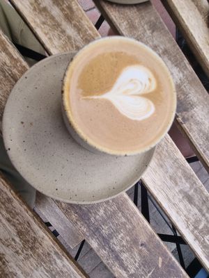 Almond flat white at Loaf in Gzira
