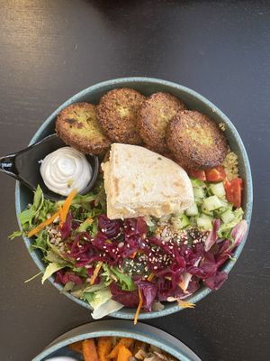 Falafel bowl  at Balino Yoga Café  in Sevilla