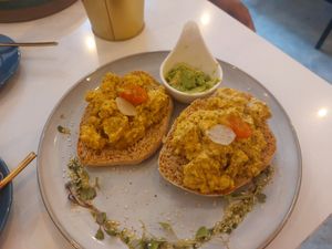 Tofu scramble at Balino Yoga Café  in Sevilla