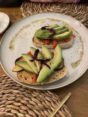 Tostada de aguacate  at Balino Yoga Café  in Sevilla