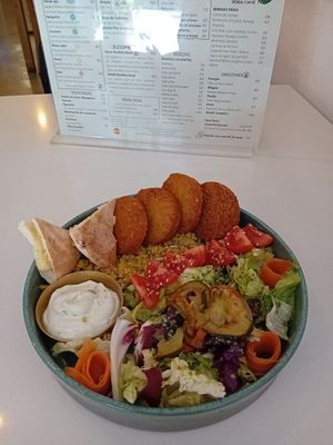  at Balino Yoga Café  in Sevilla