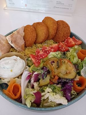  at Balino Yoga Café  in Sevilla