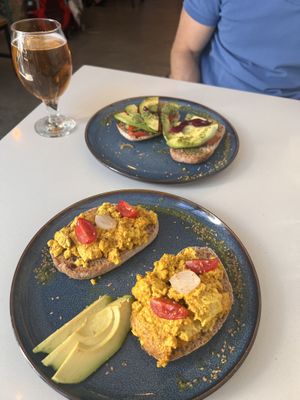   at Balino Yoga Café  in Sevilla