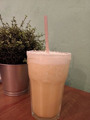  at Balino Yoga Café  in Sevilla