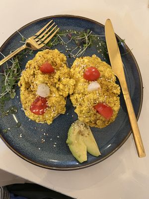 Tofu scramble toast  at Balino Yoga Café  in Sevilla