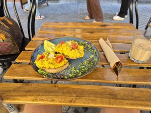  at Balino Yoga Café  in Sevilla