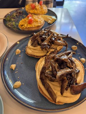   at Balino Yoga Café  in Sevilla