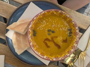  at Balino Yoga Café  in Sevilla