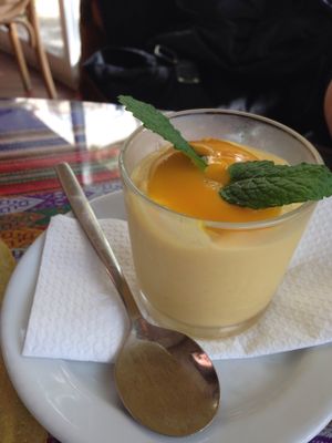 Vegan mango pudding at PSI in Lisbon