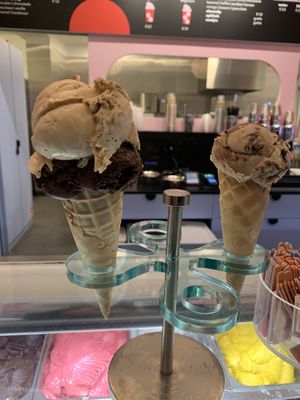 Vegan caramel + chocostevia and vegan nuts about coffee    at Pinguino  in Leuven