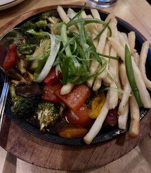 Saltado w brócoli   at Señor Bear in Denver