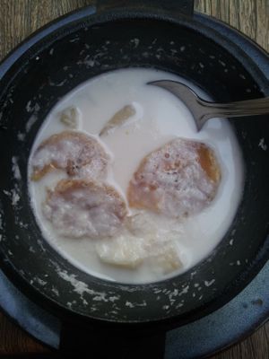 Soupe manioc lait de coco banane at Le Grenier de Notre Dame in Paris