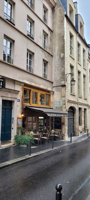  at Le Grenier de Notre Dame in Paris