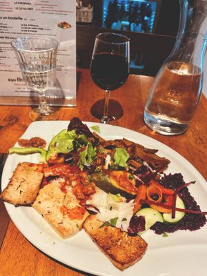  at Le Grenier de Notre Dame in Paris