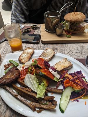  at Le Grenier de Notre Dame in Paris