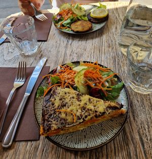 Tarte and Falafel at Le Grenier de Notre Dame in Paris