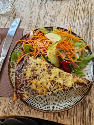  at Le Grenier de Notre Dame in Paris