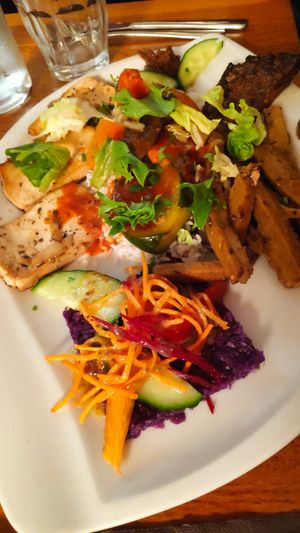 Assiette berbère at Le Grenier de Notre Dame in Paris