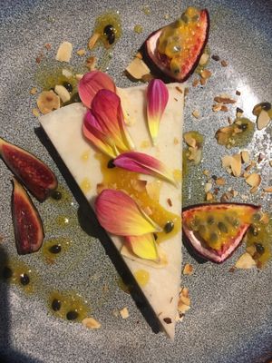 Passion fruit citron cheesecake (vegan!) at Le Grenier de Notre Dame in Paris