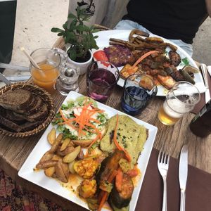 Hoofdgerechten at Le Grenier de Notre Dame in Paris