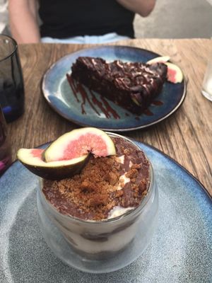 Toetjes at Le Grenier de Notre Dame in Paris