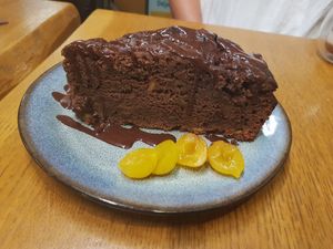 Vegan chocolate cake at Le Grenier de Notre Dame in Paris