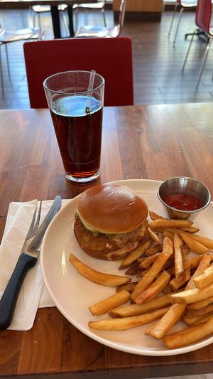 Pesto Chicken Sandwich & unsweetened Ice Tea  at Veggie Grill by Next Level - The Dome in Hollywood