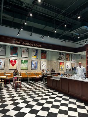  at Le Botaniste - Bryant Park in New York City