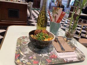 Pasta dish at Le Botaniste - Bryant Park in New York City