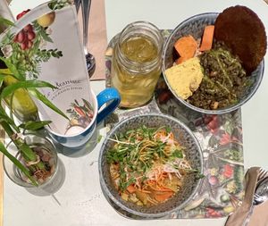 Spread  at Le Botaniste - Bryant Park in New York City