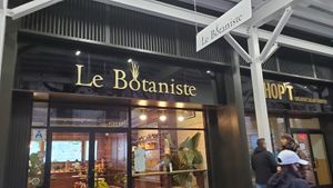 outside at Le Botaniste - Bryant Park in New York City