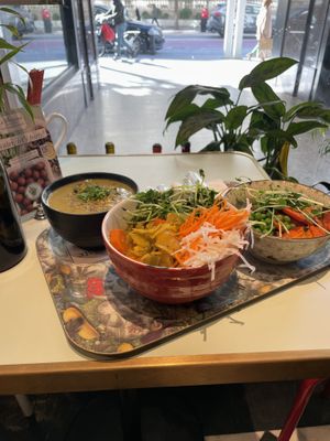   at Le Botaniste - Bryant Park in New York City