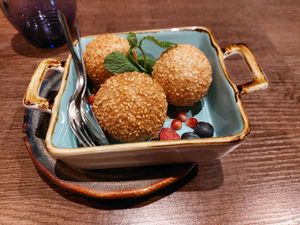 Sesame balls at Vegana Vietnamese Restaurant in Mannheim