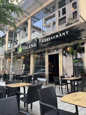Restaurant, außen   at Vegana Vietnamese Restaurant in Mannheim